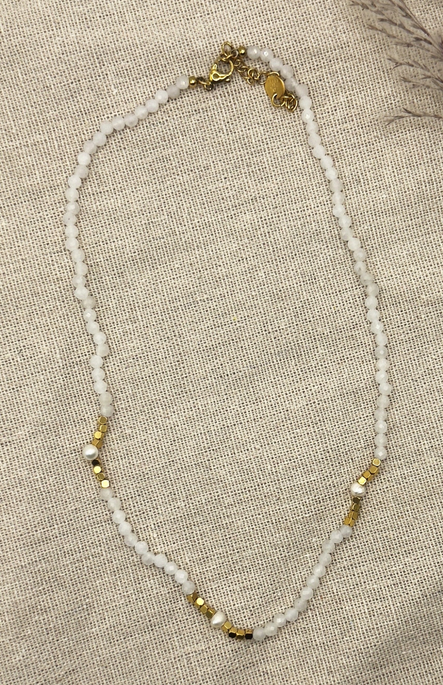 Collier en pierres naturelles "Délia"