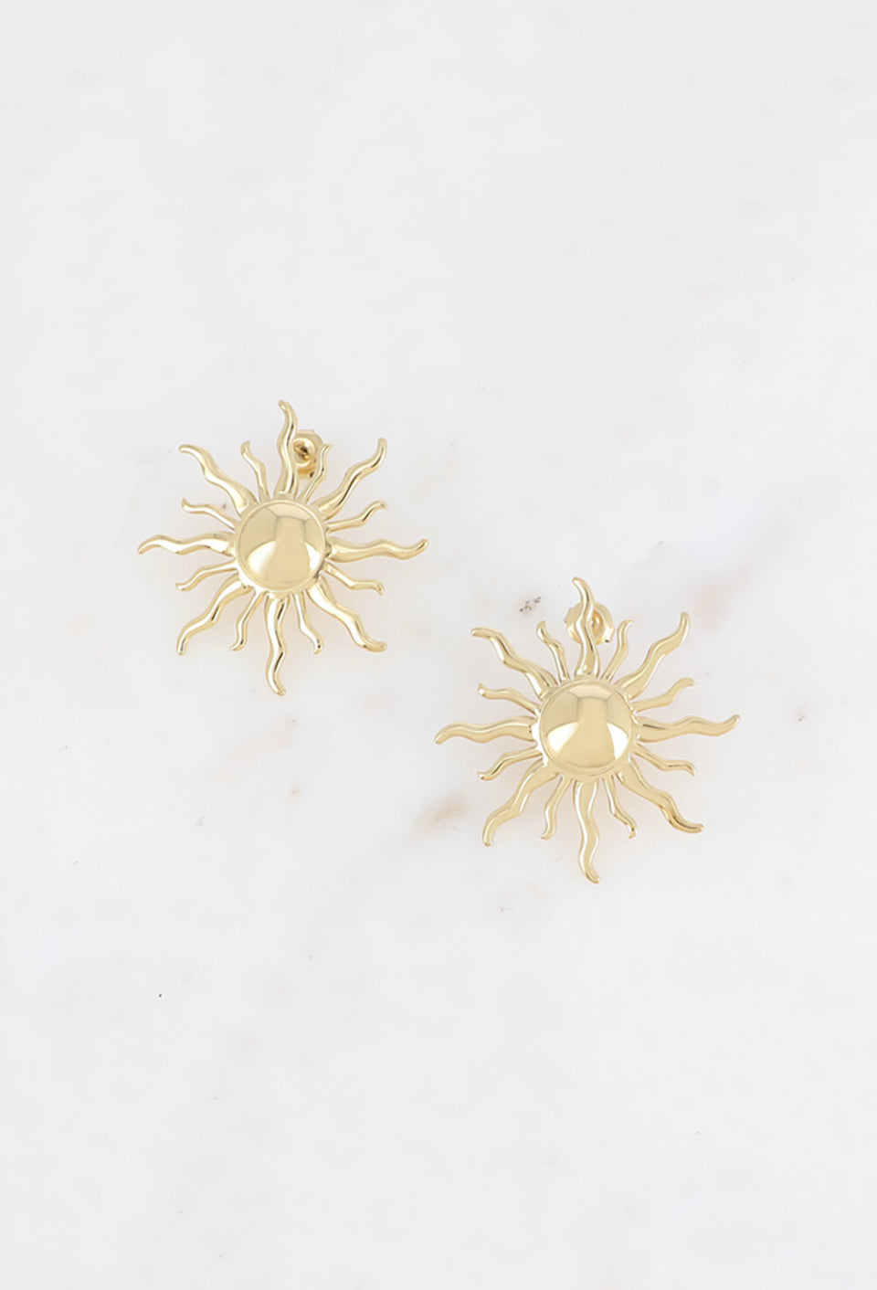 Les boucles d'oreilles "Luzia".