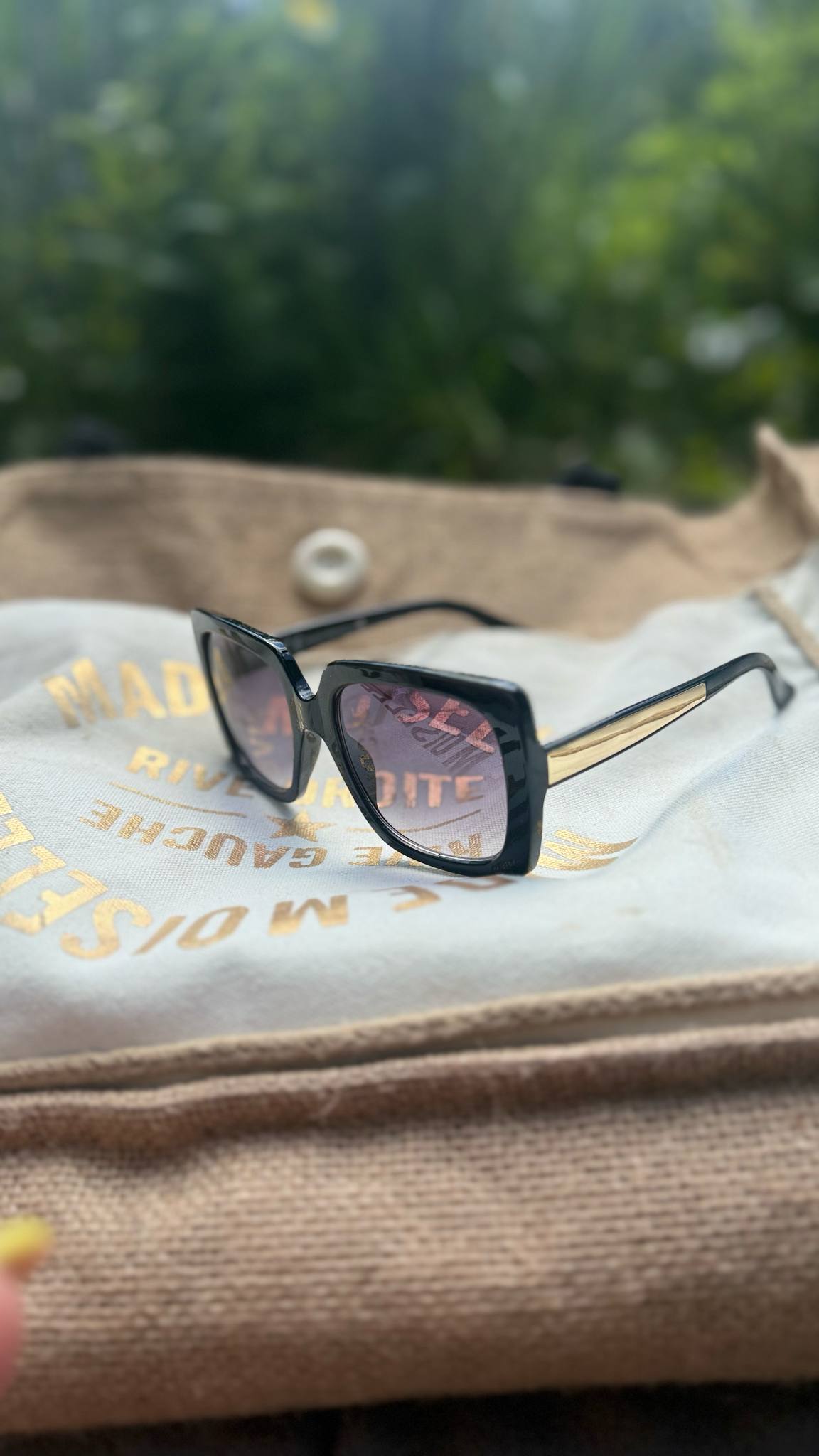 Lunettes de soleil "Éline".